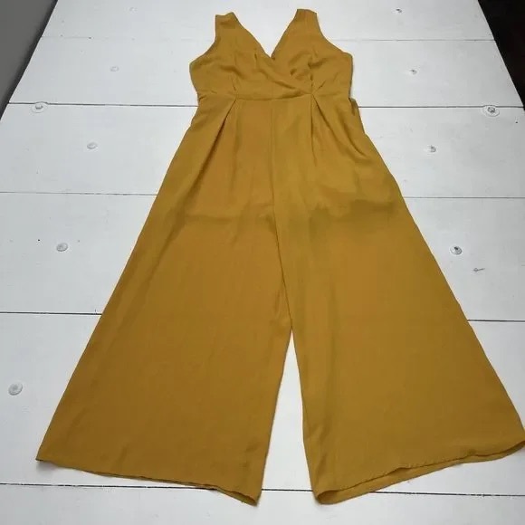 Yellow Sleeveless Jumpsuit - Picture 1 of 1